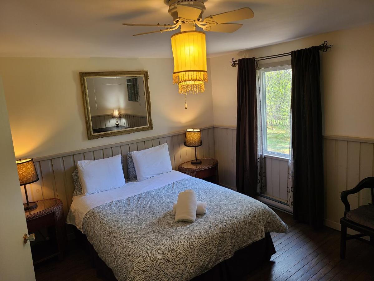 Le Lodge Du Lac Saint-Faustin Luaran gambar